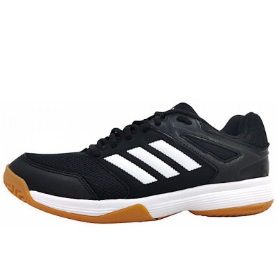adidas Speedcourt M Hallenschuh in Black/White/Gum adidas Speedcourt M Hallenschuh in Black/White/Gum