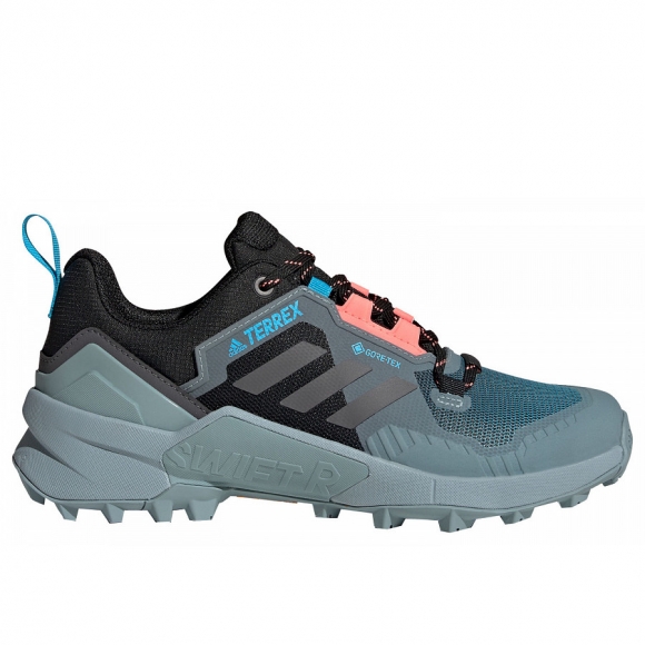 adidas Outdoor schuh in core black/grey five/acid red