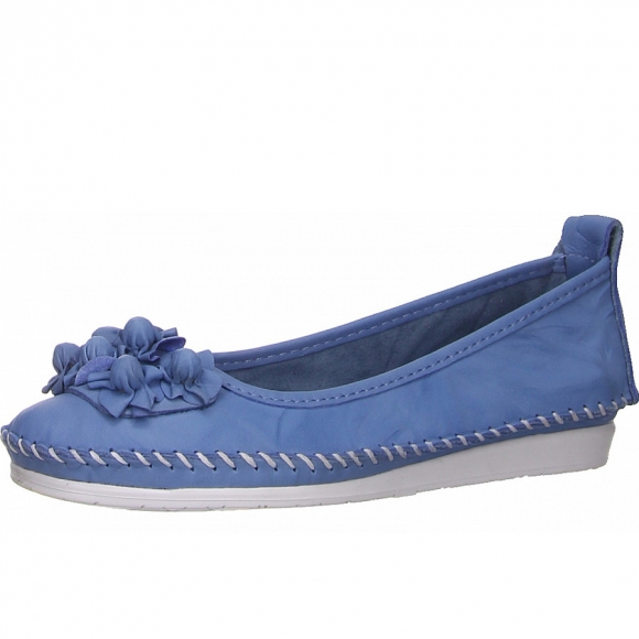 andrea conti Ballerina in hellblau