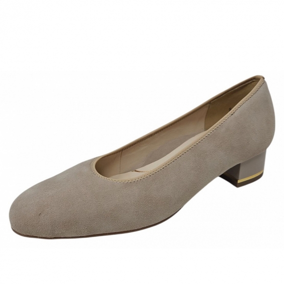 Ara Graz Highsoft Pumps in sand