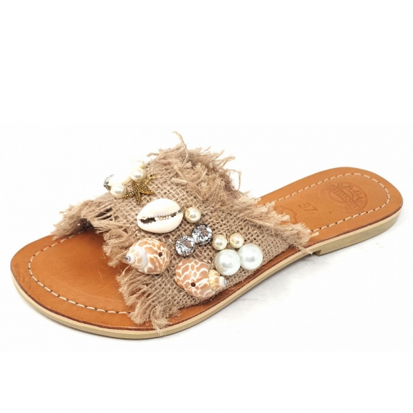 BaliBali shell star Pantolette in beige BaliBali shell star Pantolette in beige