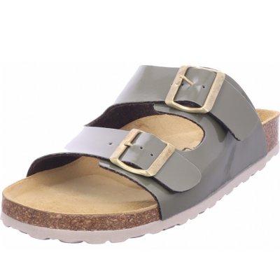 Canadian John Pantolette in olive