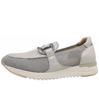 Caprice Slipper in 132 Pearl Comb