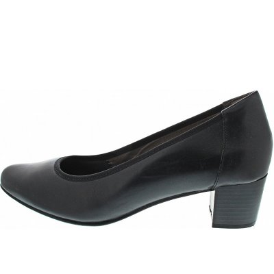 Caprice Pumps in black