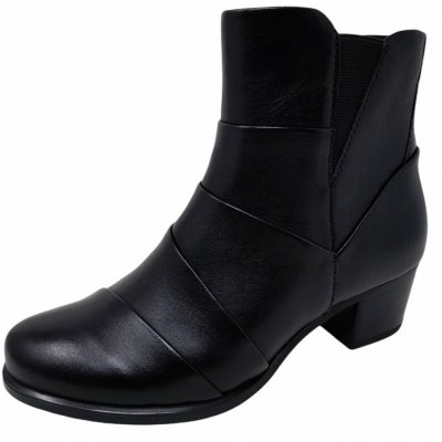 Caprice Stiefelette in black