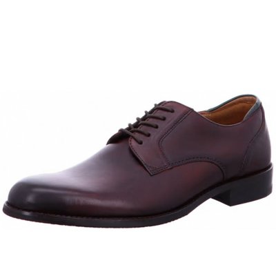 Clarks in Braun Clarks in Braun