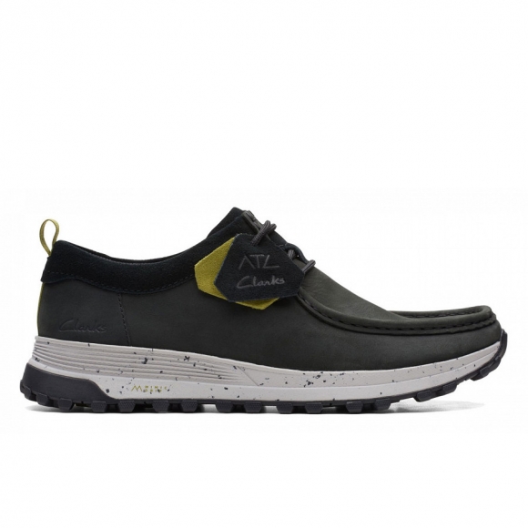 Clarks Sneaker in Black Nubuck