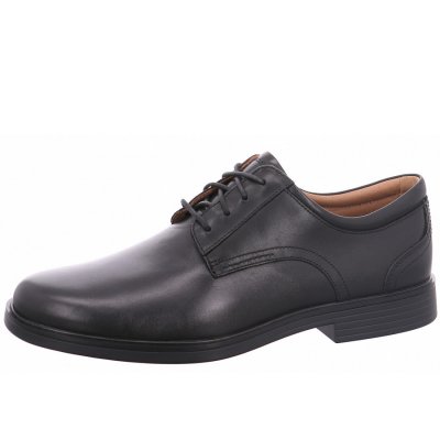 Clarks Schnürer in schwarz