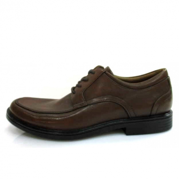 Clarks Schnürer in schwarz