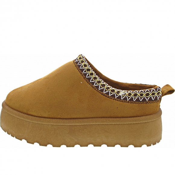 Claudia Ghizzani Clogs in tan