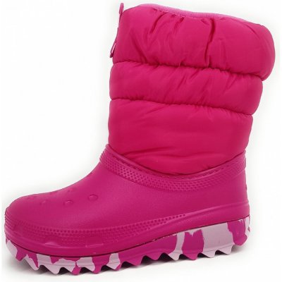 Crocs Classic Neo Puff Boot Gummistiefel in 6X0 Candy Pink Crocs Classic Neo Puff Boot Gummistiefel in 6X0 Candy Pink