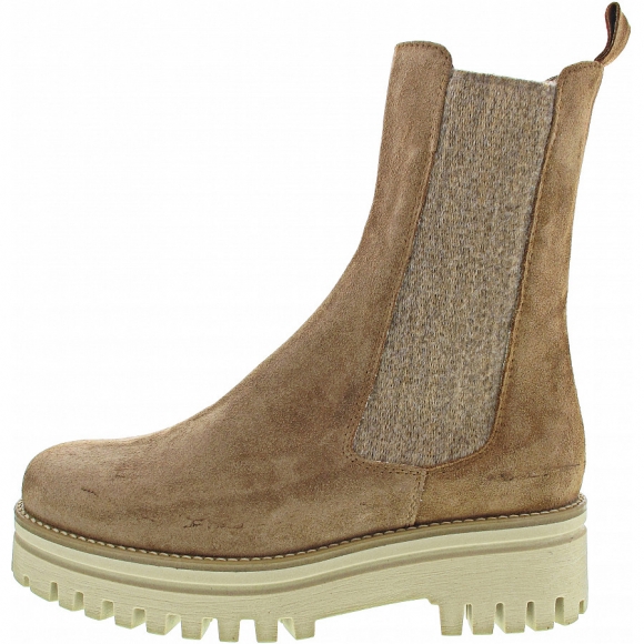 Emia Stiefel in camel