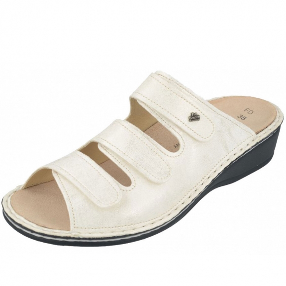 Finn Comfort in Oro