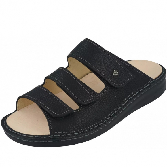 Finn Comfort in schwarz
