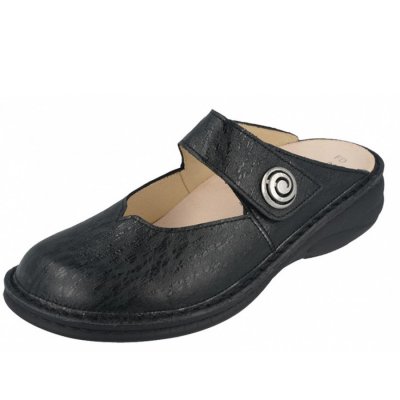 Finn Comfort Clogs in black Finn Comfort Clogs in black