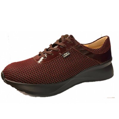 Finn Comfort in bordo