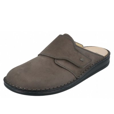 Finn Comfort Clogs in Elefante Nabuk Finn Comfort Clogs in Elefante Nabuk