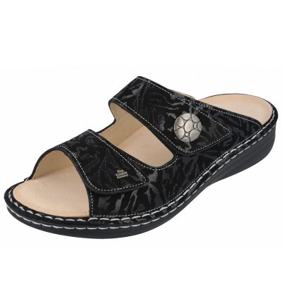 Finn Comfort in Black