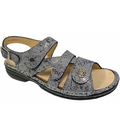 Finn Comfort Gomera Sandale in Words Blue