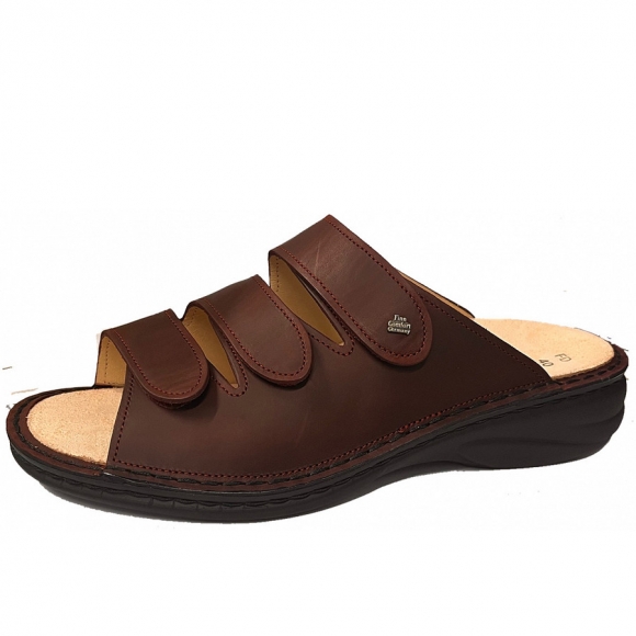 Finn Comfort in bordo