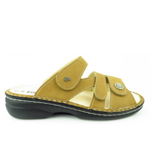 Finn Comfort Ventura-S Nubuk tan Pantolette in tan