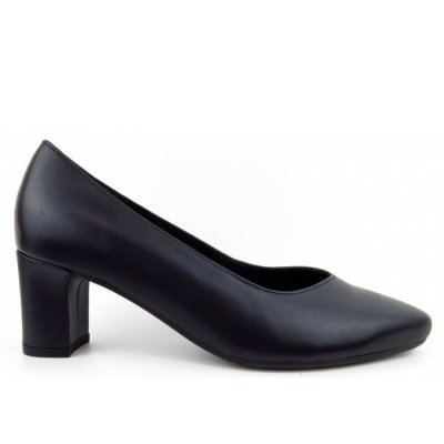 Gabor Samoa Perl Pumps in ocean