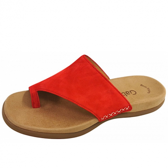 Gabor Pantolette in fire 15