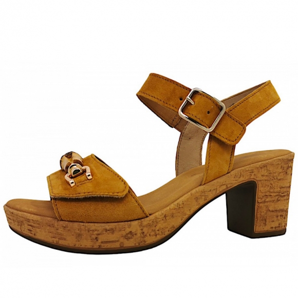 Gabor Sandalette in Cognac (Gold)