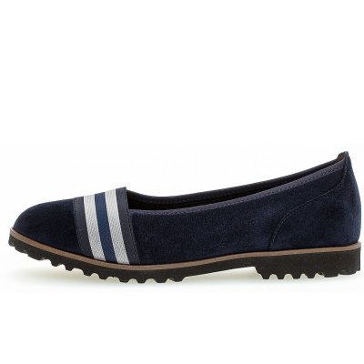 Gabor Pumps in river kombi(cogn.)