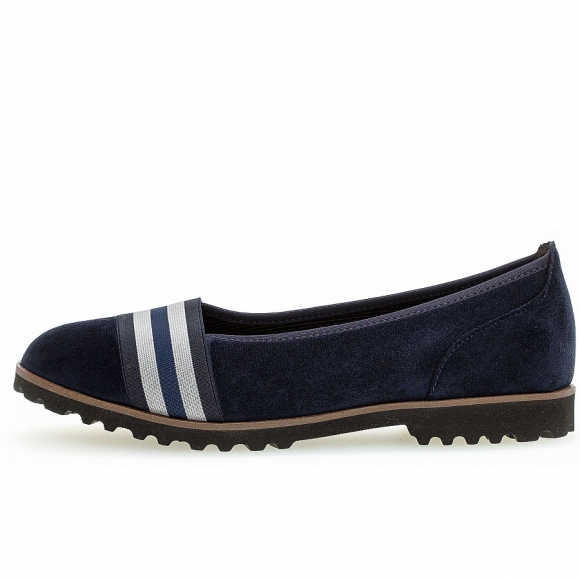 Gabor Pumps in river kombi(cogn.)