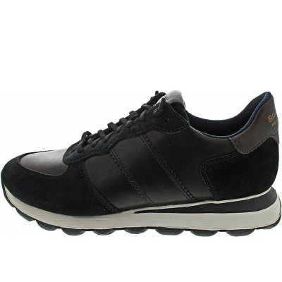 Geox Spherica Sneaker in black