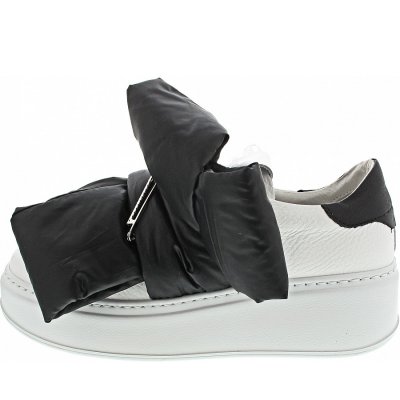 Gio+ Slipper in pelle bianco-nera Gio+ Slipper in pelle bianco-nera