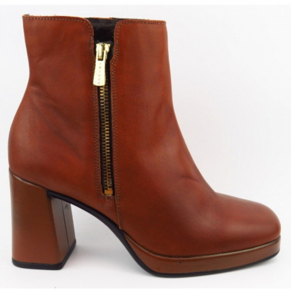 Imac Donna ISA cognac Stiefel in cognac