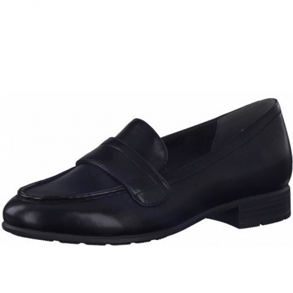 Jana Slipper in schwarz
