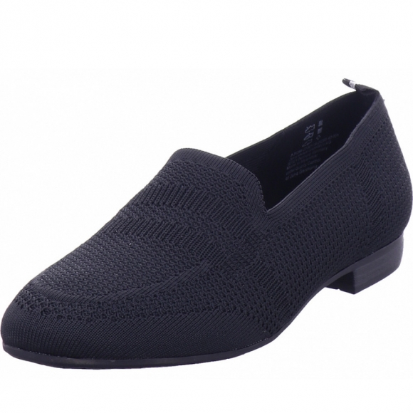 Jana Slipper in schwarz