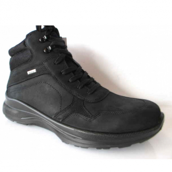 Jomos Stiefel in schwarz