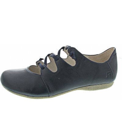 Josef Seibel Fiona 04 Ballerina in ocean