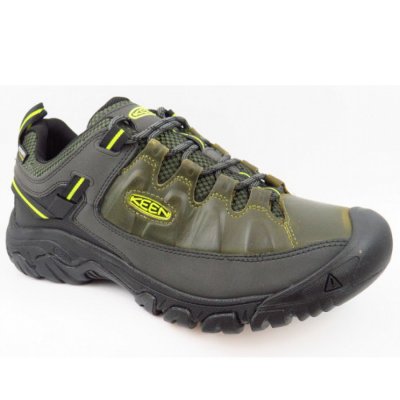 KEEN Targhee III WP forest Wanderschuh in forest KEEN Targhee III WP forest Wanderschuh in forest