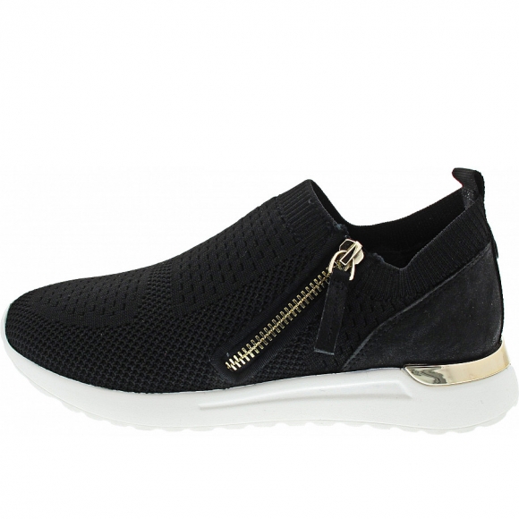 La Strada Slipper in black