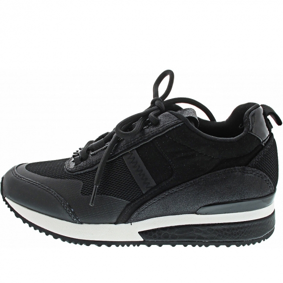 La Strada Sneaker in soft black