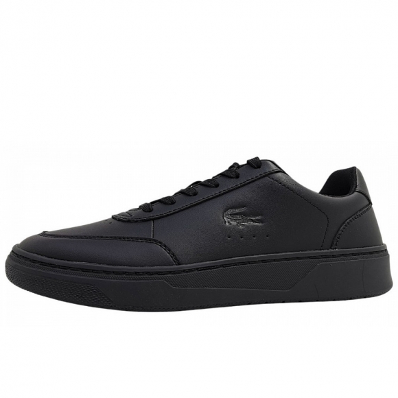Lacoste Court Pro sportlicher Schnürer in Black/Black 02H