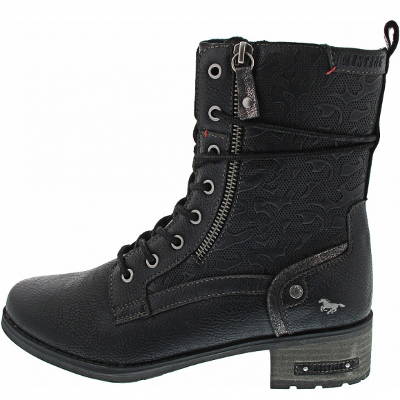 Mustang Schnürstiefel in black