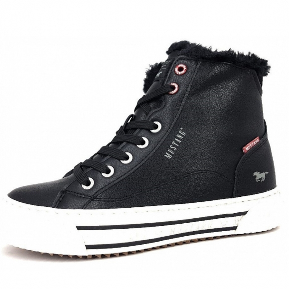 Mustang Storno Stiefel in Schwarz