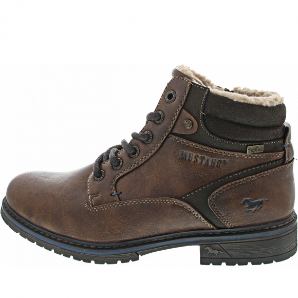Mustang Schnürstiefel in rust