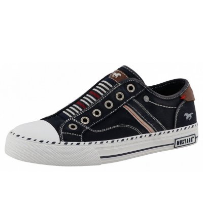 Mustang Leinenschuh in navy Mustang Leinenschuh in navy