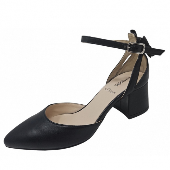 Nero Giardini Slingpumps in nero