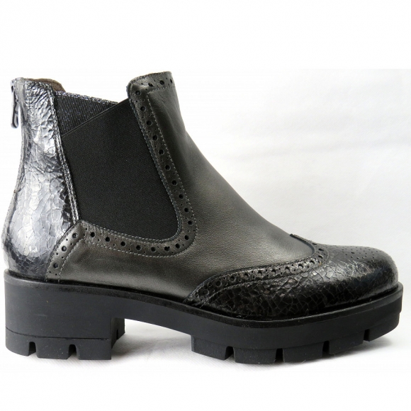 Nero Giardini Nappa Crack anth. Chelsea Boot in grau