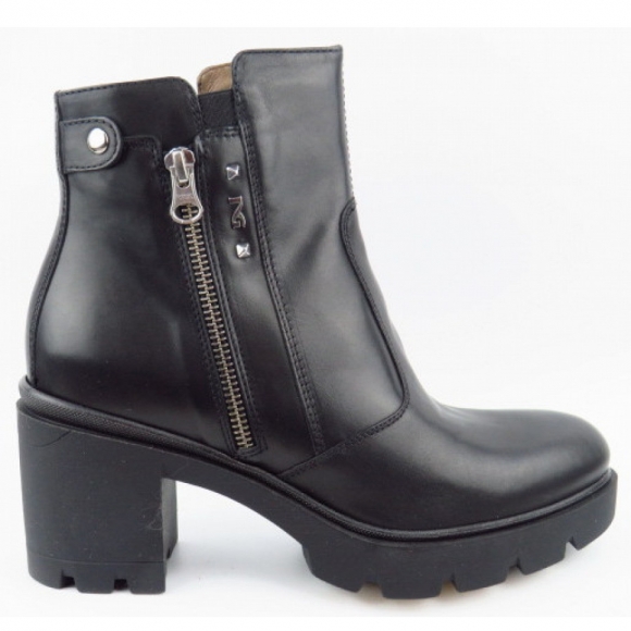 Nero Giardini Guanto nero Stiefelette in schwarz