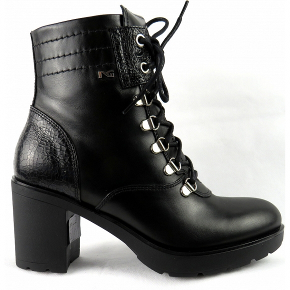 Nero Giardini Leder schwarz Stiefelette in schwarz