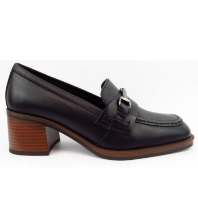 Nero Giardini Guanto nero Slipper in schwarz Nero Giardini Guanto nero Slipper in schwarz